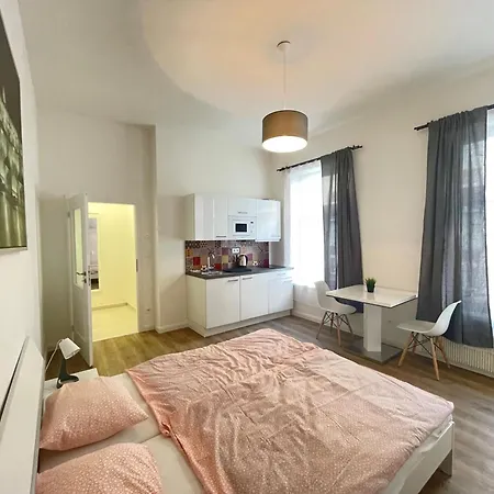 Apartamento Petrska In 1 *